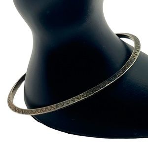 Sterling silver Native American signed zig zag pattern thin cuff bracelet